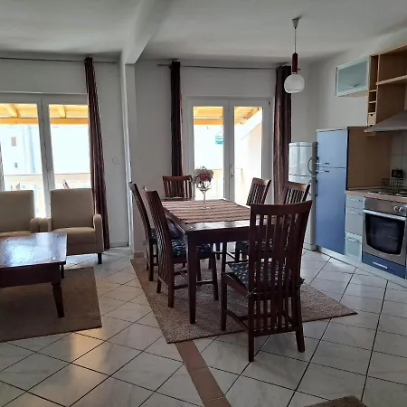 Buntic Apartamento Vodice