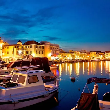 Buntic Apartamento Vodice
